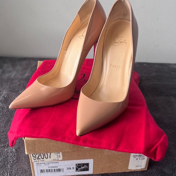 Christian Louboutin Paris So Kate 120 Patent Leather Pumps in Size 39.5